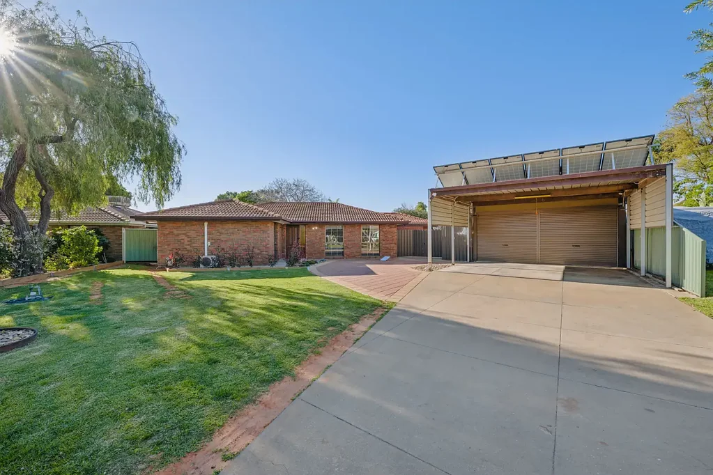 Mildura 4Kwarto PRIME COURT LOCATION WITH CHARACTER & SPACE