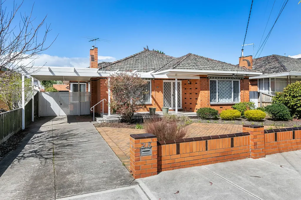 28 Curlew Avenue, Altona, VIC 3018