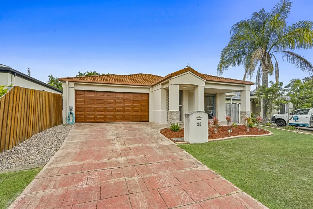 28 Harrow Place, Arundel, QLD 4214
