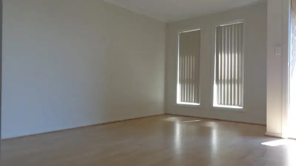 Modern 3-Bedroom Townhouse in Prime Mount Barker Location – Perfect for Easy Living