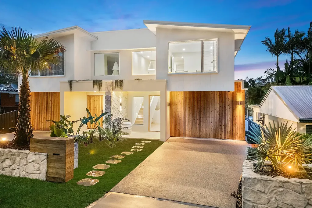 Terrigal 4ਬੈੱਡਰੂਮ Brand new chic Torrens title duplex