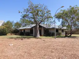 2 Bloodwood Crescent, Derby