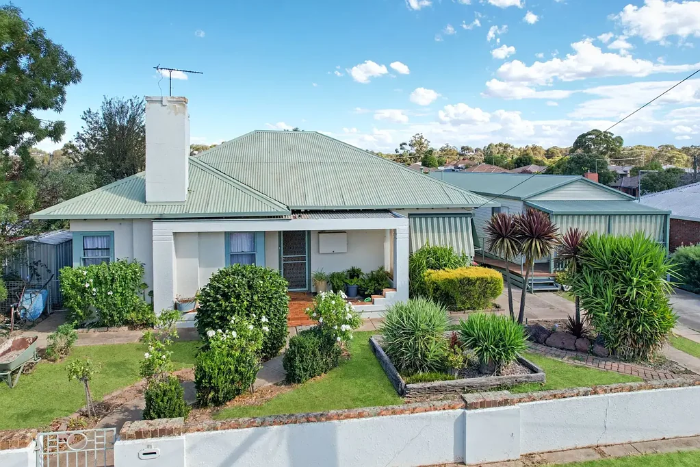 6 Victoria Street, Maryborough, VIC 3465