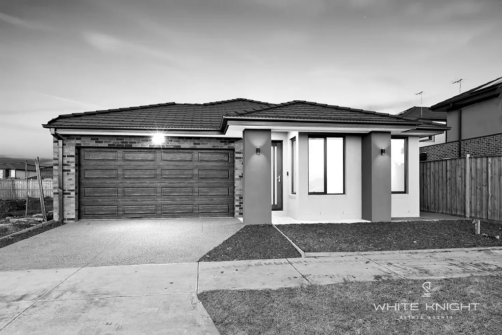 76 Gray Court, Deanside, VIC 3336
