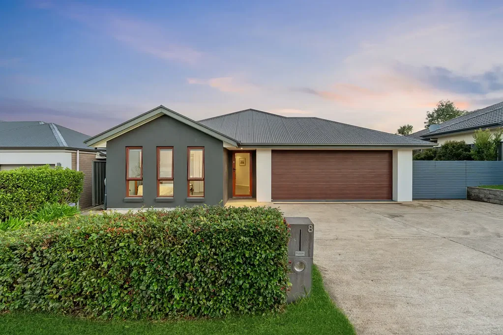 Mount Barker 3房  Contemporary Comfort: The Complete Modern Package on West Parkway