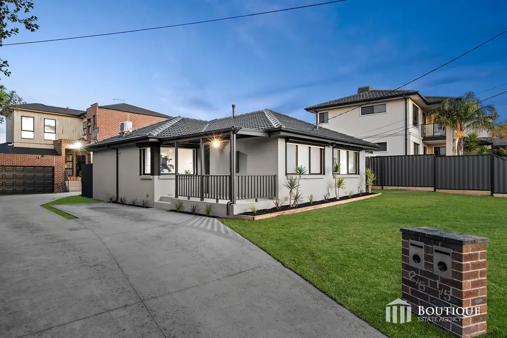 Dandenong North 3कमरा Modern comfort with low-maintenance appeal