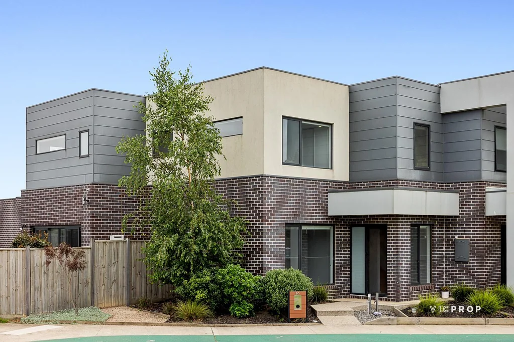 90 Treeve Parkway, Werribee, VIC 3030