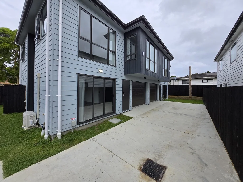 Modern Family Home  3 Bedrooms  2 Bathrooms  Wattle Downs