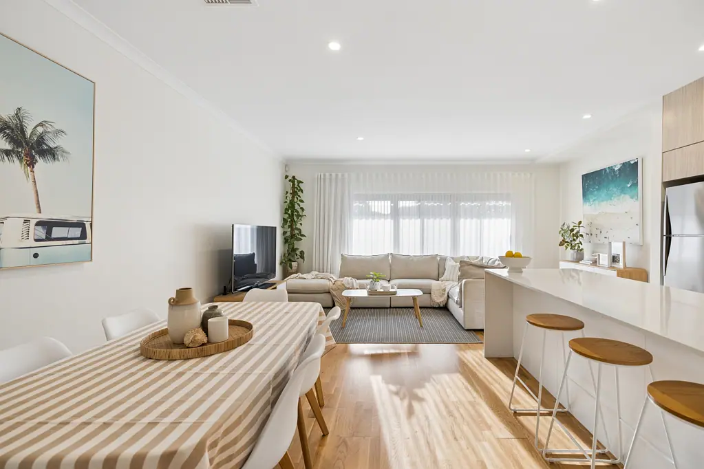 Woodville West 3房  Torrens Title Modern Living with Lifestyle Convenience