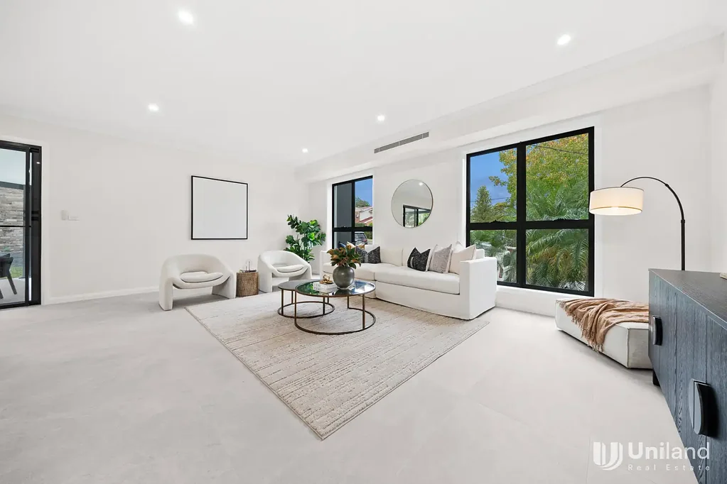 Eastwood 5ห้องนอน Architecturally Designed Modern Home