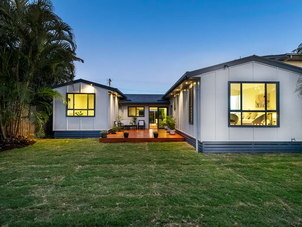 13 Cook Street, Yamba, NSW 2464