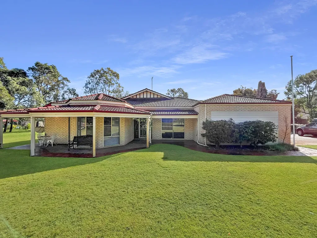 6 Oceanic Close, Leschenault, WA 6233