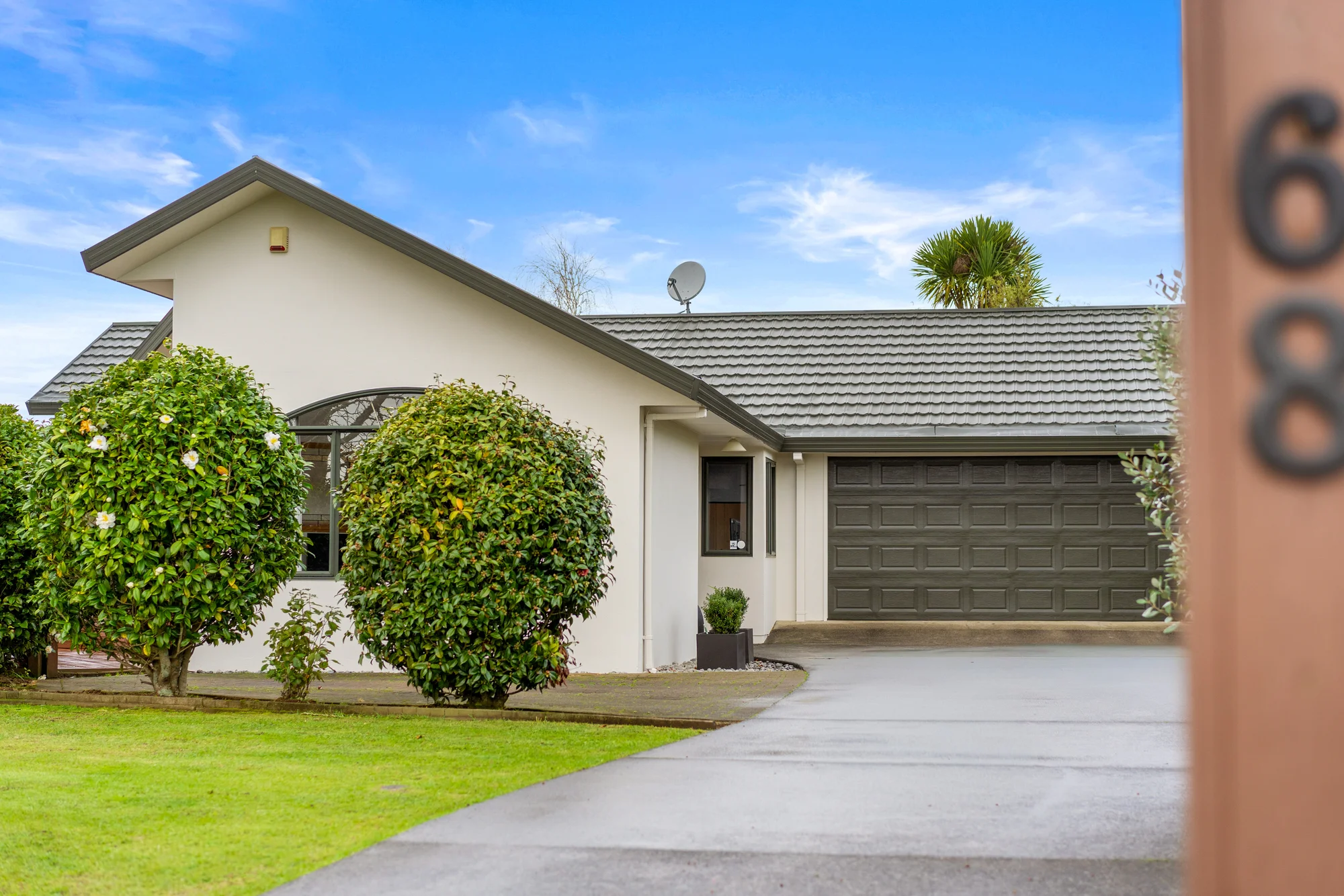 Pukekohe 3房 地段为王，潜力无限——Pukekohe蓝筹街区珍稀放盘！ Sought after Location - Make this Yours