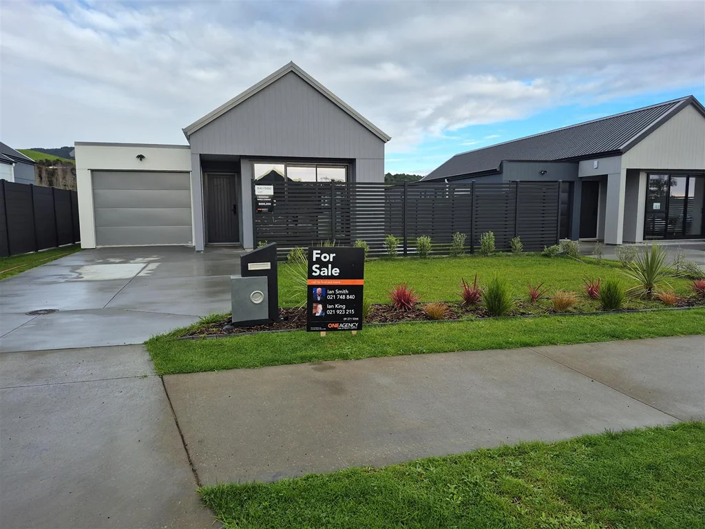Kawakawa Bay 3chambre BRAND NEW ONLY $889.000