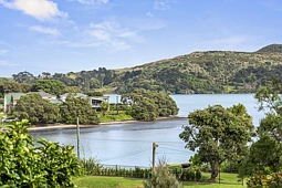 49b Wallis Street, Raglan