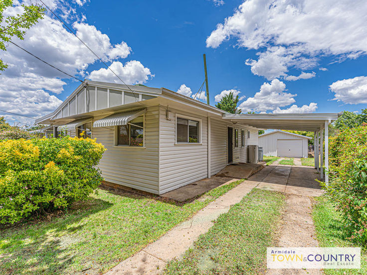 111 NIAGARA ST, ARMIDALE NSW 2350, 0 habitaciones, 0 baños, House