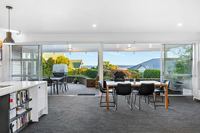 Manly 5Habitaciones The Beachside Opportunity.