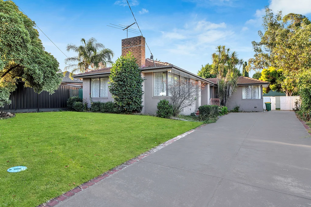 Watsonia 4 Bedroom Immaculate Home With Impressive Potential!