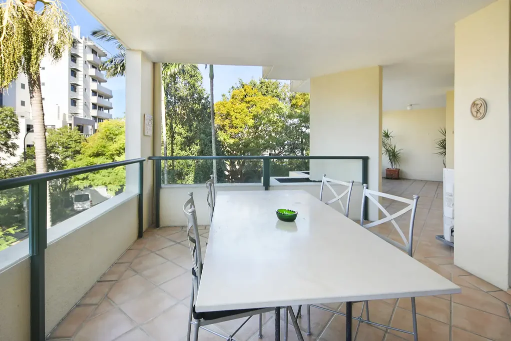 Fully Furnished Resort-Style Living in the Heart of Toowong
