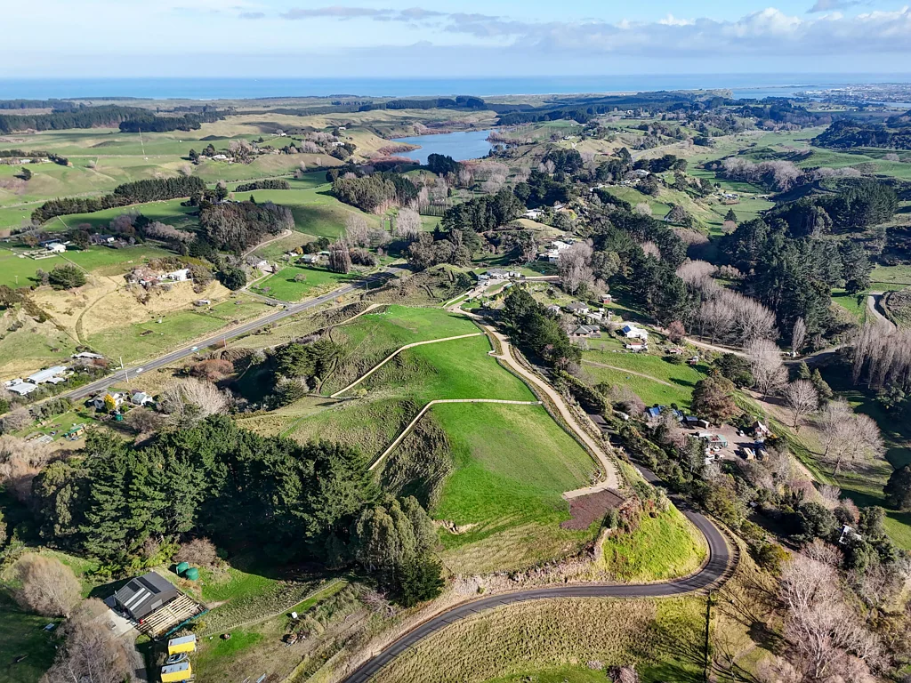 Kaitoke  Premium lifestyle sections with stunning views