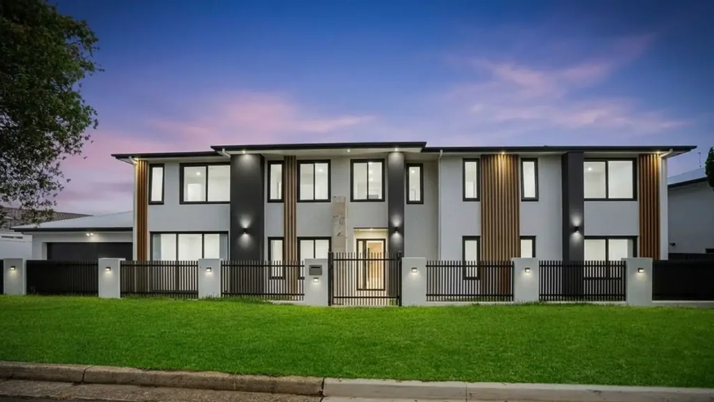 Oatlands 7房 Oatlands 中心的豪华全新家庭住宅！ Luxury Brand-New Family Residence in the Heart of Oatlands!