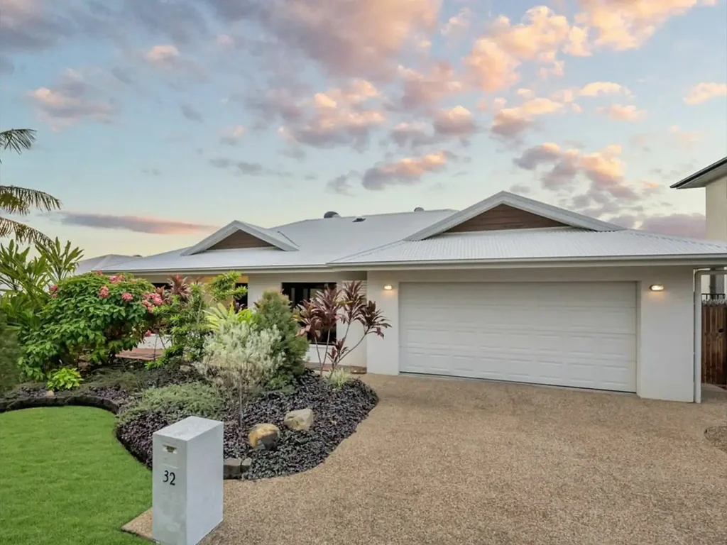 Modern Family Living with Spacious Outdoor Entertaining
