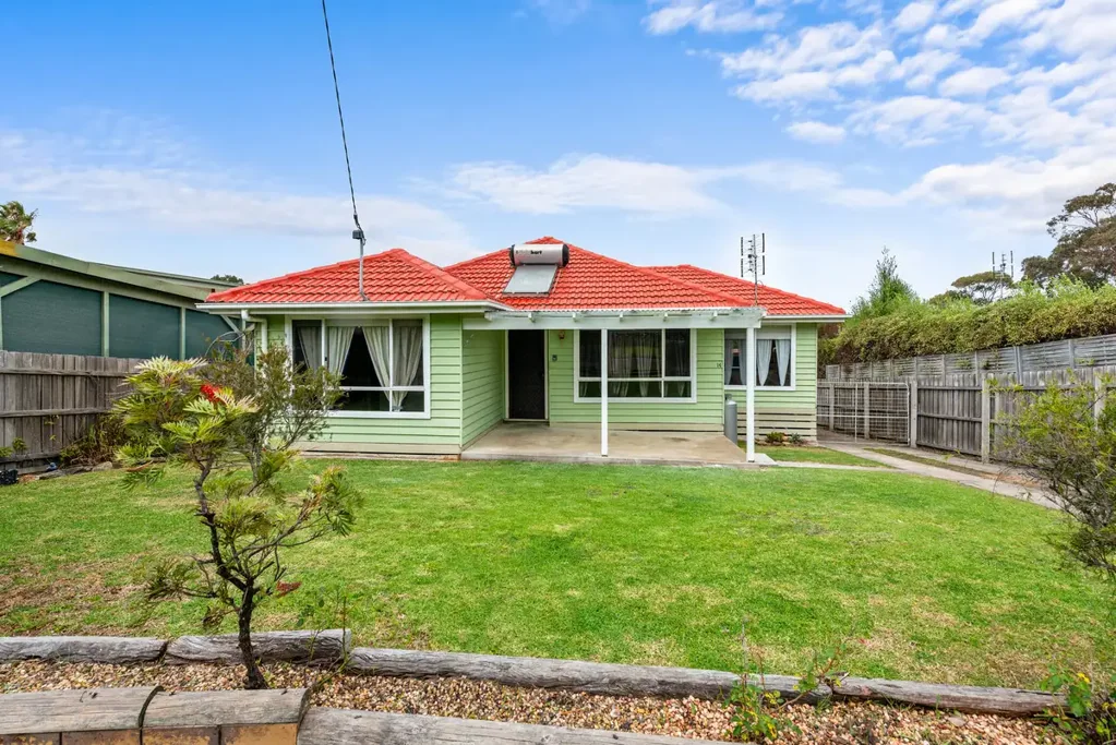 Lakes Entrance 3房  Positioned perfectly, make this yours!