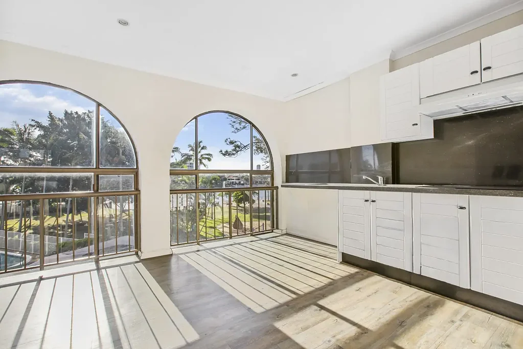 Surfers Paradise Gem - Walk to Everything!
