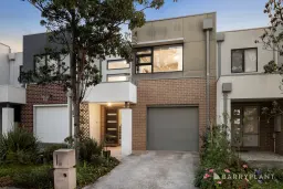 18 Spriggs Drive, Croydon