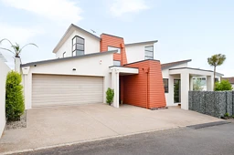 16 Sheriff Place, Riverlea