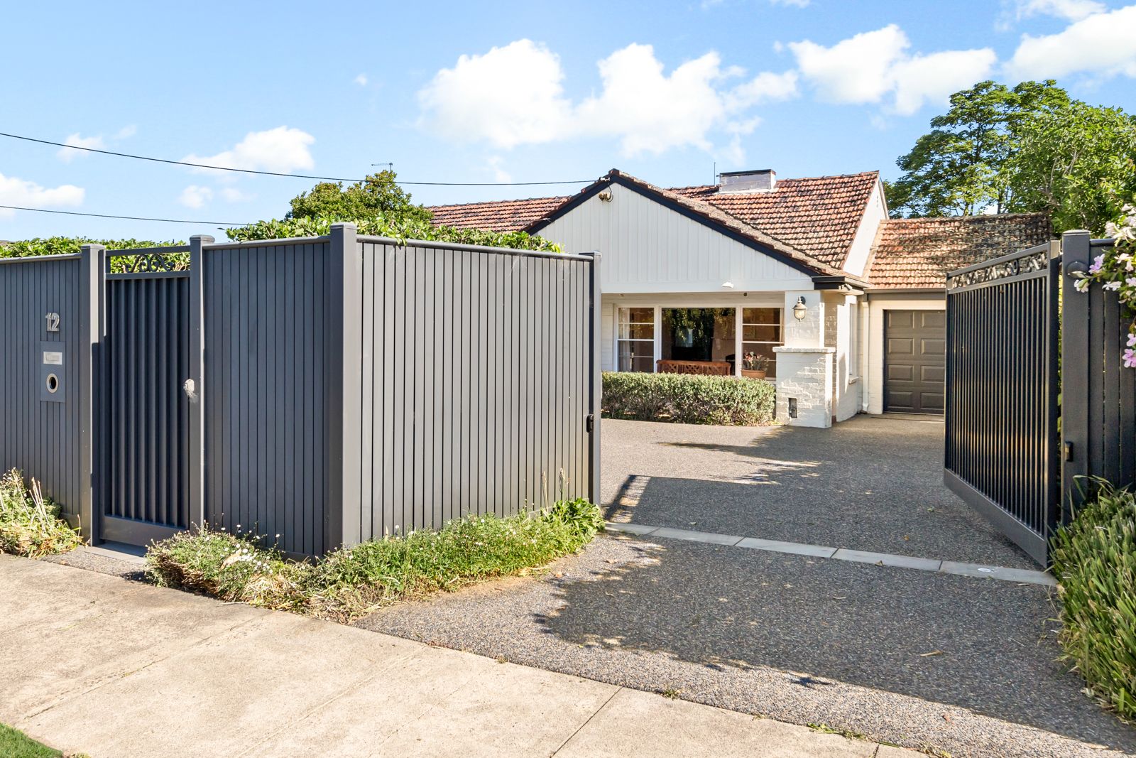 12 HIGHBURY RD, BURWOOD VIC 3125, 0 Kuwarto, 0 Banyo, House