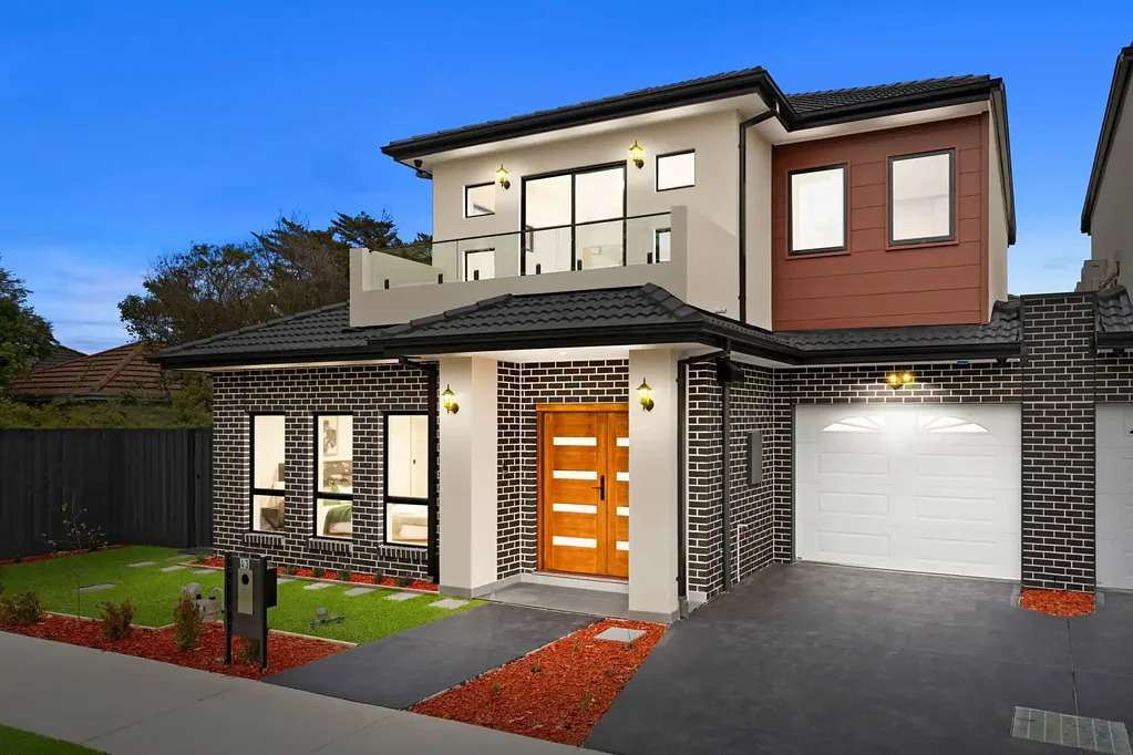 Oakleigh East 4ਬੈੱਡਰੂਮ Sophisticated Family Living with Exceptional Space and Style