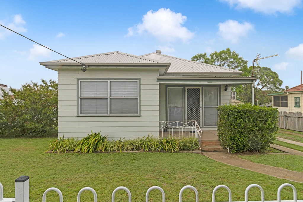 28 Wollombi Road, Cessnock, NSW 2325