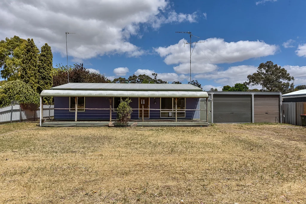 204 Victoria Parade, Bordertown, SA 5268