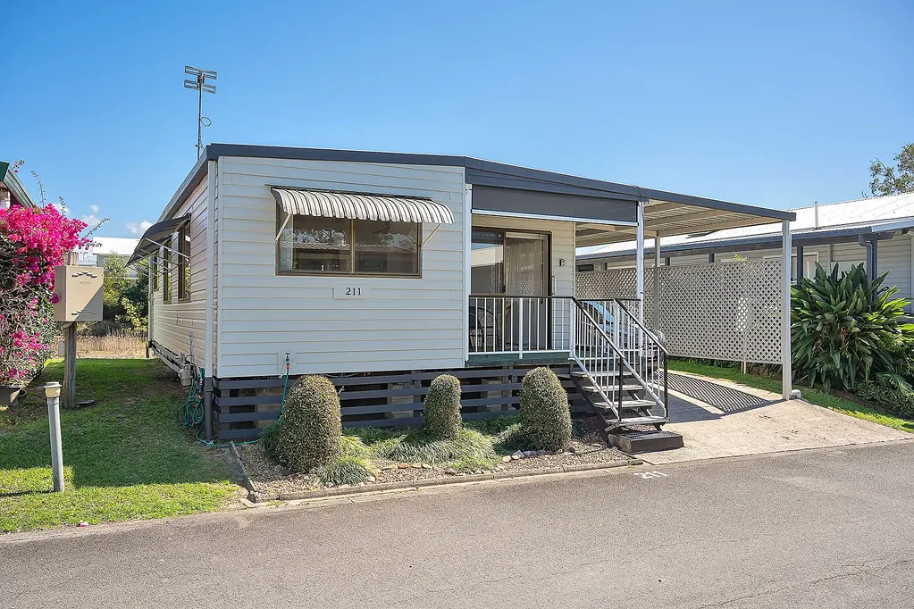 Maroochydore 2房  Affordable Over-50s Living by the Maroochy River
