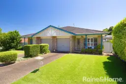 2/15 Monarch Crescent, Valentine