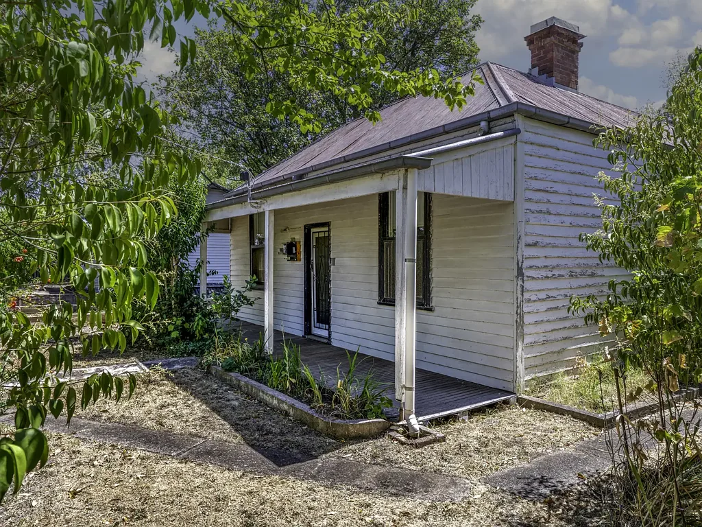 Character Home on Generous House Block, Walk to Town