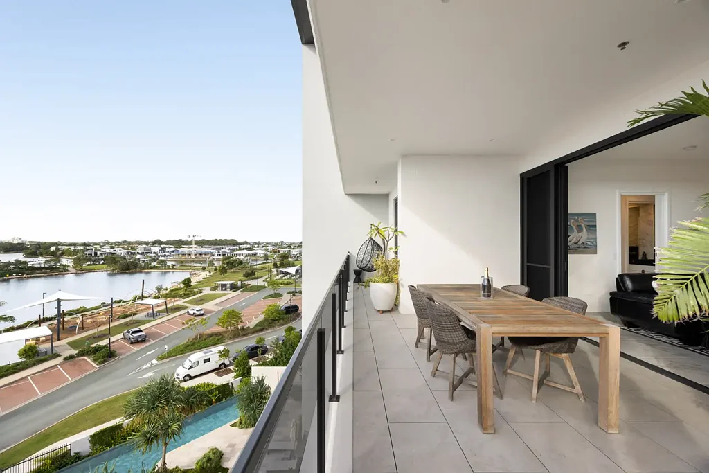 Pelican Waters 3Kwarto Luxe North Facing Sub-Penthouse!