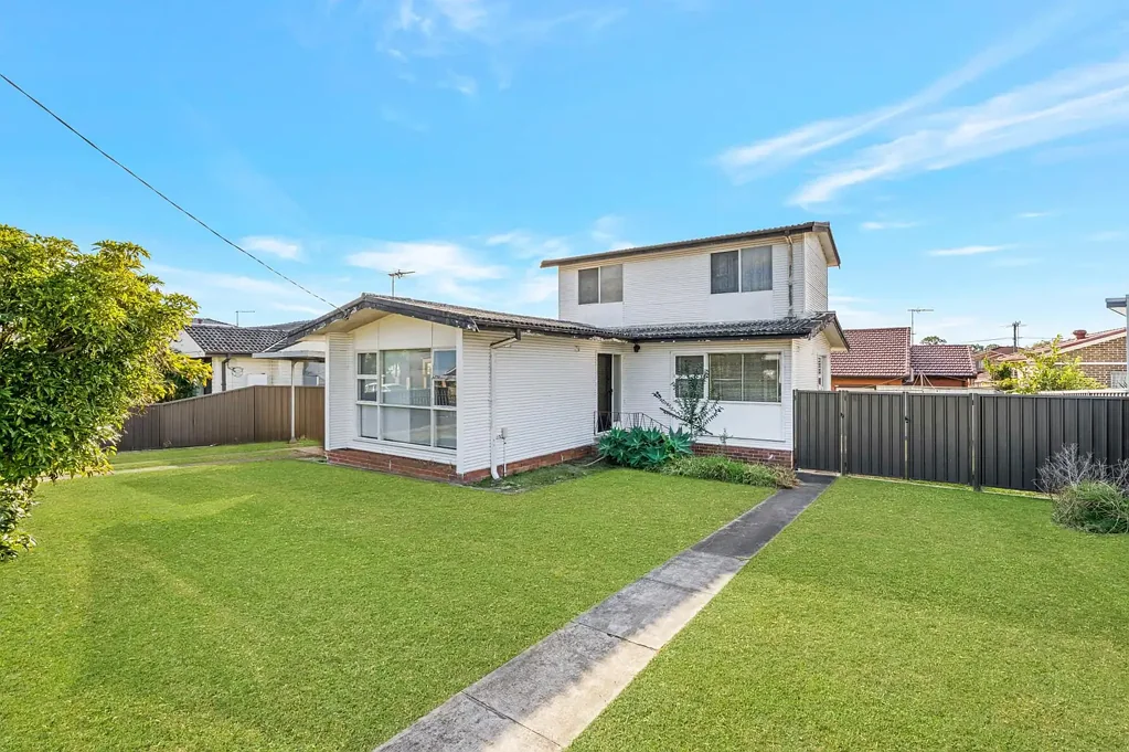 5 Mckibbin Street, Canley Heights, NSW 2166