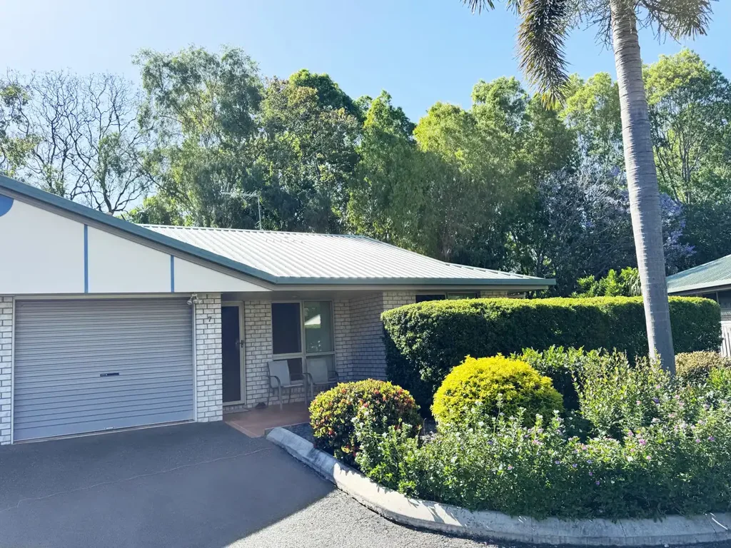 A SLICE OF CALM, LEAFY, LOWSET LIVING AWAITS