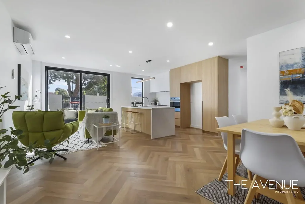 Brand-New Boutique Apartment in Prime Ormond Location!
