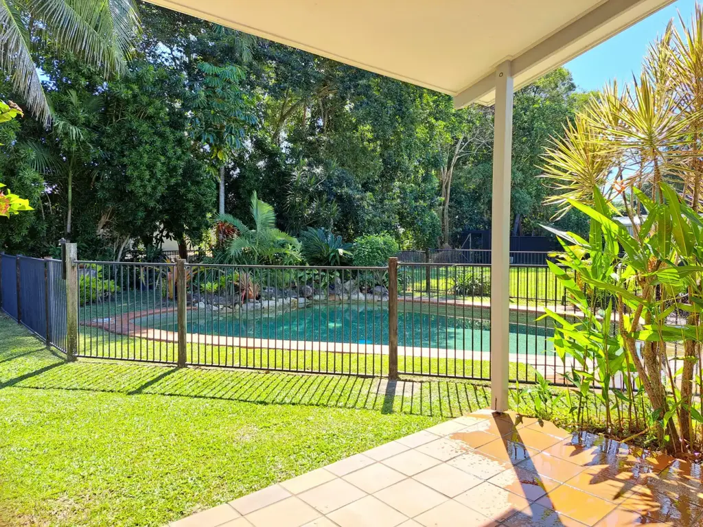 2-Bedroom Unit with Pool in Quiet Complex
