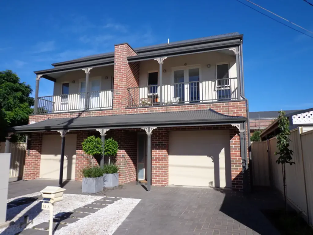 Perfectly Positioned, Low Maintenance and Modern