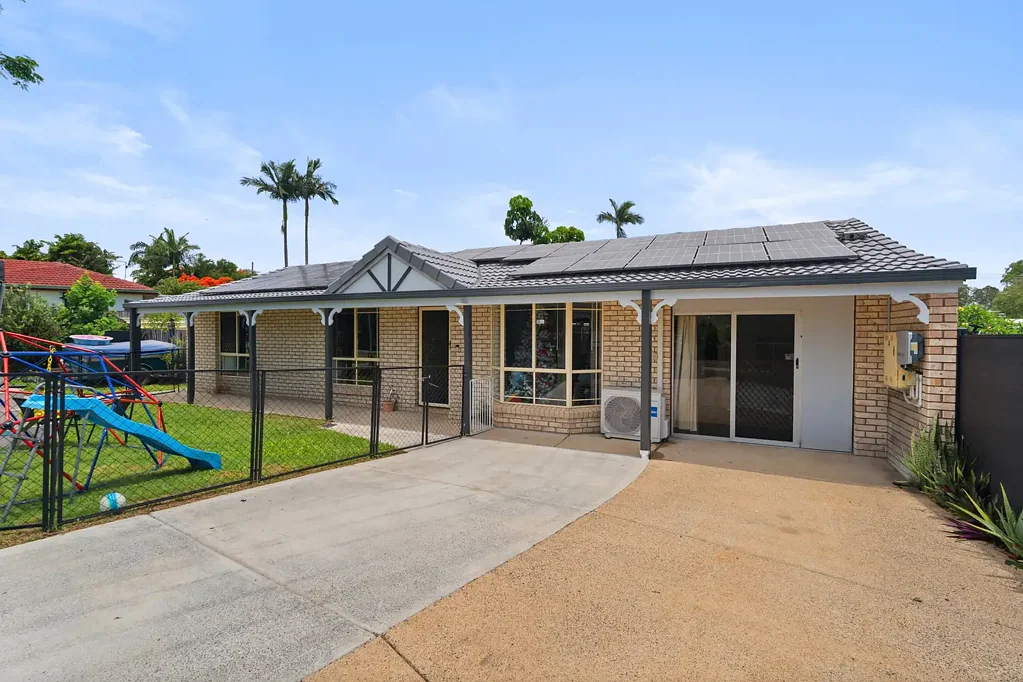 19 Carlton Close, Bethania, QLD 4205