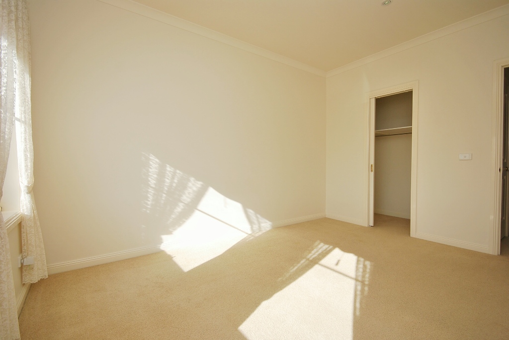 203 NEILL ST, SOLDIERS HILL VIC 3350, 0房, 0浴, House