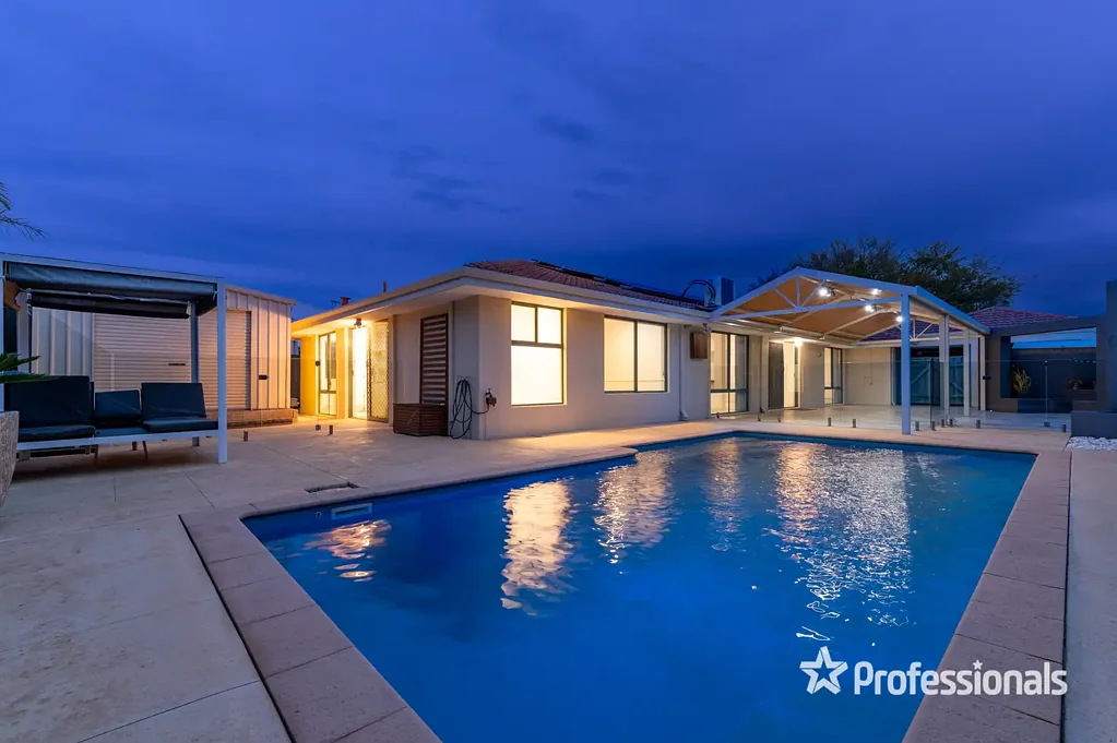 Landsdale 4Moenga For Sale By Tom Zdunek 0488 004 363