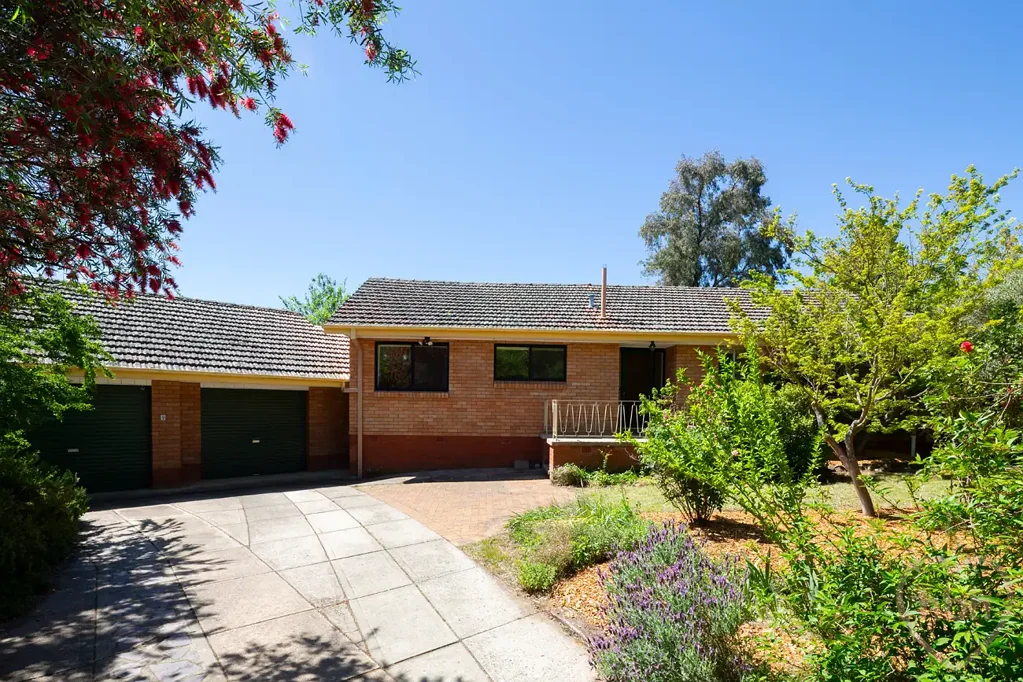 9 Dunlop Street, Hackett, ACT 2602