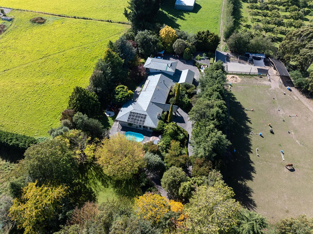 West Melton 9 Bedroom Size Without Limit: A Massive Estate