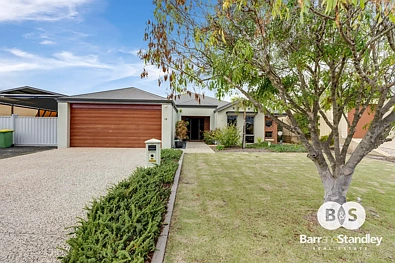 18 Kalang Way, Millbridge, WA 6232, 3 Bedrooms, 2 Bathrooms, House