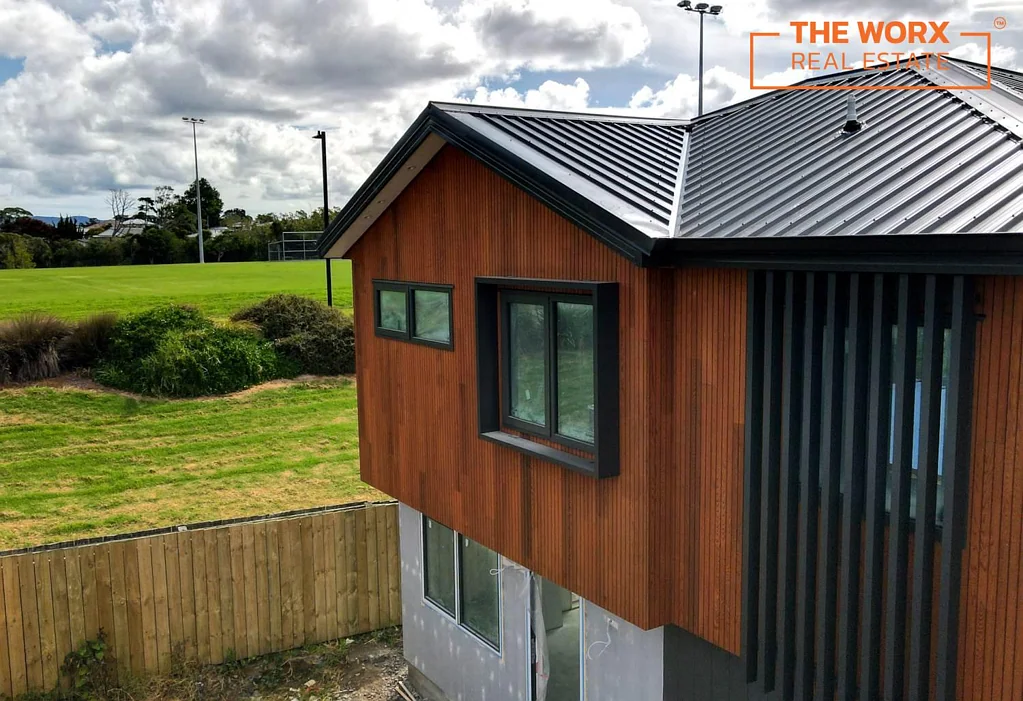 Mount Albert 4कमरा Modern Freehold Living with Garage - Mt Albert